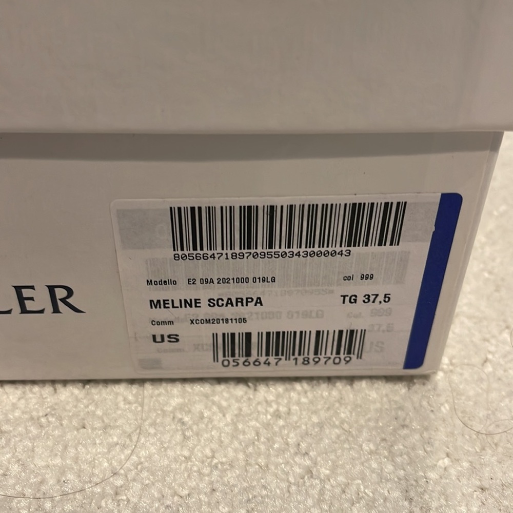 Moncler - Picture 2 of 7